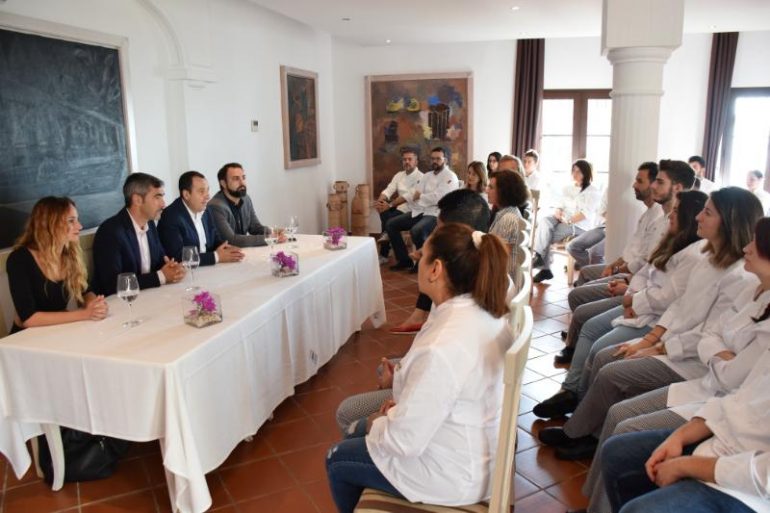 “El grado de inserción de las personas que han culminado sus estudios en el último curso en La Fonda ha sido del 100%”, ha valorado el alcalde