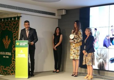 El alcalde tuvo palabras de homenaje y agradecimiento con AFESOL, entidad que propuso a FEAFES la concesión al Ayuntamiento de esta mención de honor