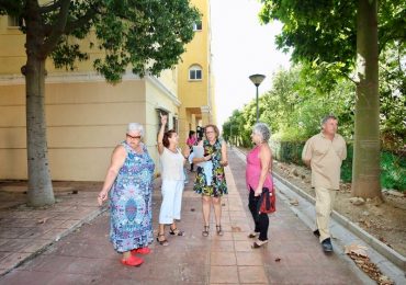 El edil también ha solicitado la colaboración de los residentes en estas viviendas sociales para “mantener limpias las zonas comunes”