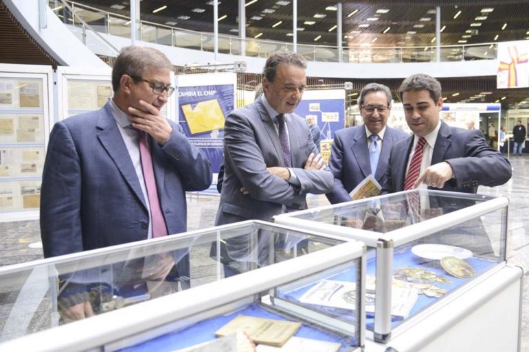 El alcalde, José Ortiz, inaugura en el Palacio de Congresos de Torremolinos