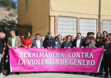 Se ha procedido a la lectura de un manifiesto y a la interpretación de piezas musicales