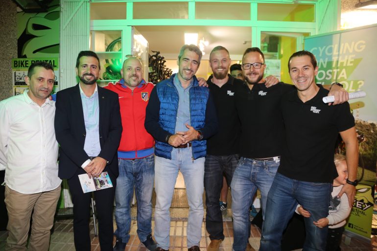 Un video realizado por una empresa local de cicloturismo