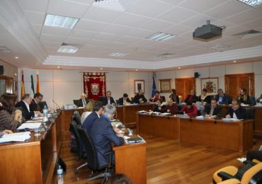 También se ha aprobado solicitar un plan integral de atención a las personas con discapacidad