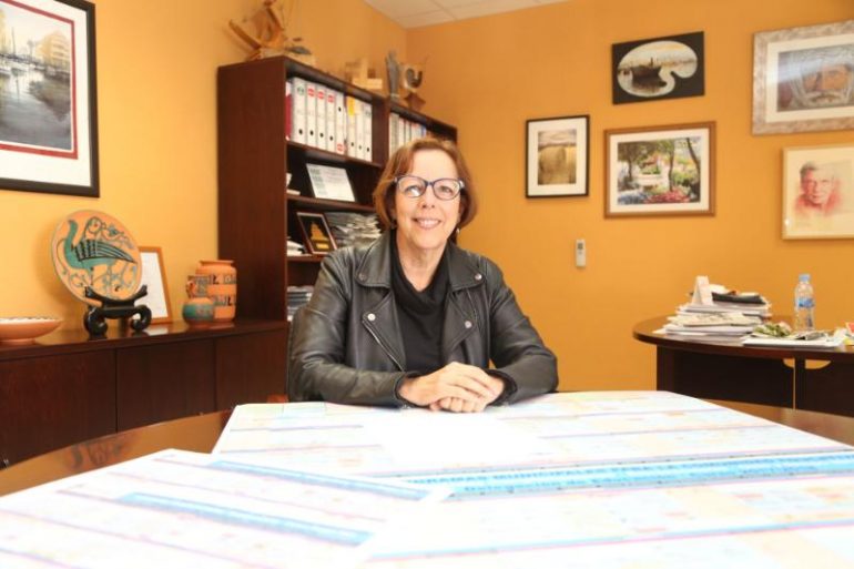 Todos los centros educativos han recibido un almanaque con la programación educativa