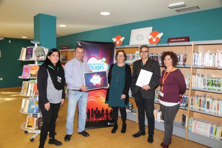 La concejala de Cultura, Elena Galán, presenta la marca ‘Biblioteca Joven’ como “reclamo para atraer al público juvenil”