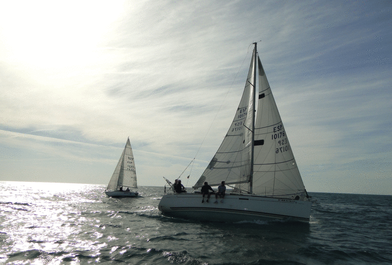 La apuesta estratégica del puerto de la localidad y su club náutico culminó en 2017 con la organización de más de una veintena de regatas