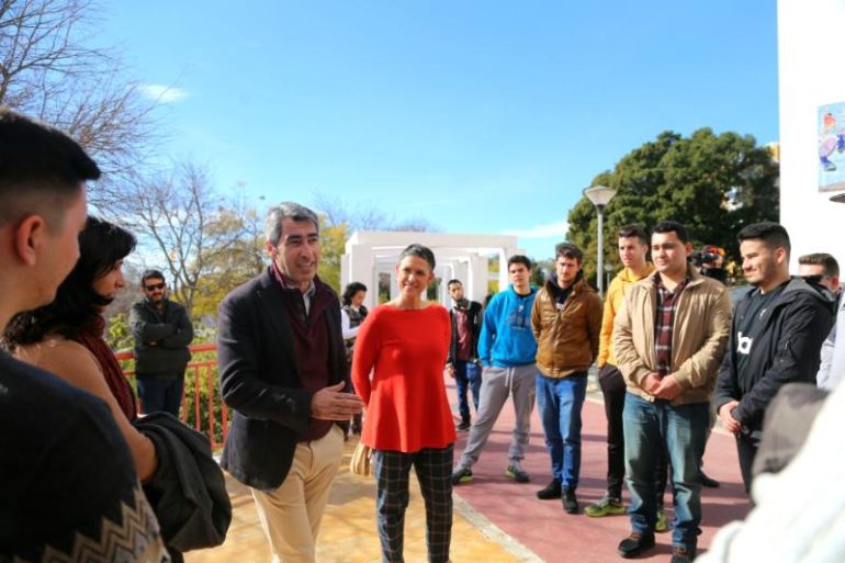 “Desde la administración local y la Junta de Andalucía ponemos a disposición de los jóvenes emprendedores todo tipo de recursos”, ha valorado el alcalde de Benalmádena
