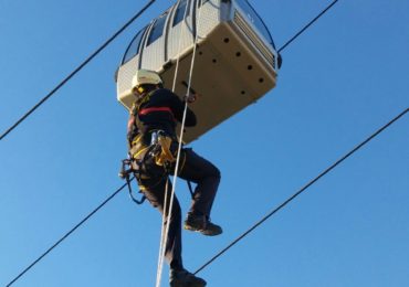 La práctica forma parte del Plan de Autoprotección y Emergencias del Teleférico de Benalmádena