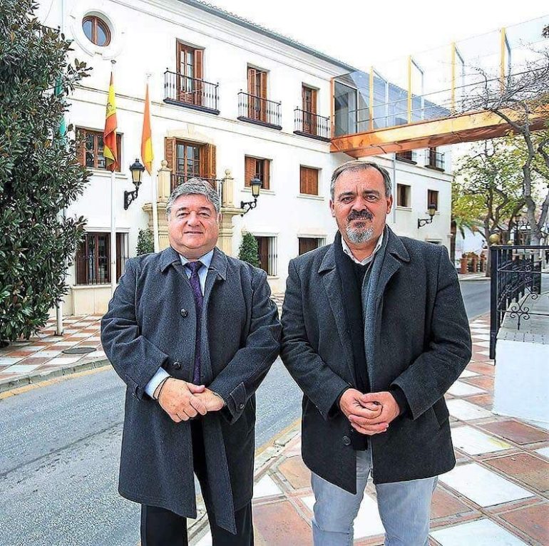 El concejal de Transporte, Bernardo Jiménez, informa de los cambios provisionales en las rutas del autobús de la línea M-124 y el tráfico rodado