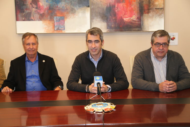 -“Estamos encantados de que haya sido Benalmádena el lugar elegido para el lanzamiento mundial de este curso”. Señaló el primer edil.