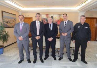 Con motivo de su marcha de la comisaría Torremolinos-Benalmádena