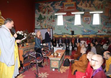 El alcalde Víctor Navas y la concejala Ana Scherman participan en la inauguración
