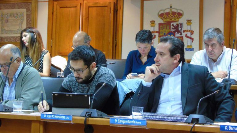 “El plan que supone una inversión de 8 millones de euros en cinco años”, ha detallado el concejal de Vivienda y Rescate Ciudadano, Enrique García