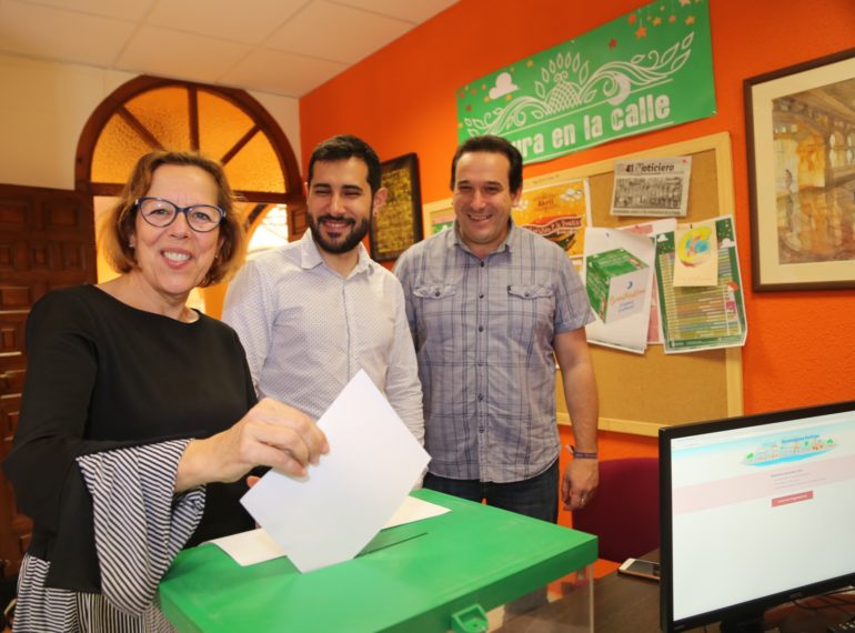 Hoy y mañana  25 de abril la ciudadanía podrá votar de manera presencial para elegir el proyecto en el que se invertirán 500.000 euros