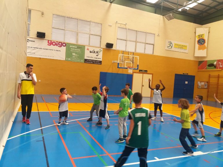 Alrededor  de 400 niños disfrutaron de estos encuentros