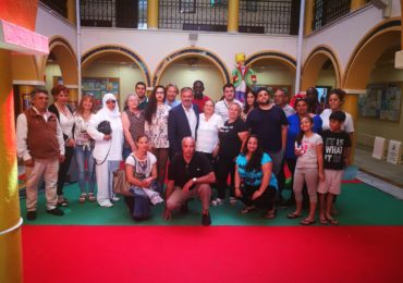 Durante el primer encuentro se ha establecido un calendario de reuniones periódicas entre Comercio y representantes de la asociación