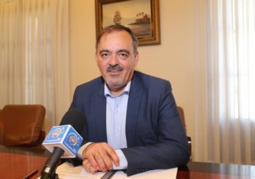 “Aquellos interesados que declaren disponer ya de un vehículo adaptado en el momento de solicitar a la Junta la autorización pertinente tendrán preferencia”, ha matizado el edil