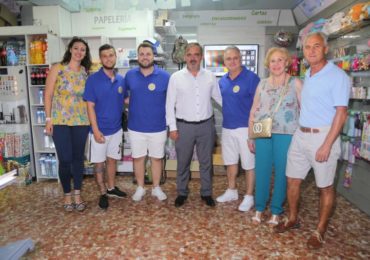 “Es el comercio local que más años lleva abierto de forma ininterrumpida”, ha destacado el concejal de Comercio, Bernardo Jiménez