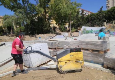 “Los trabajos están encaminados a mejorar la accesibilidad del Innova, así como el embellecimiento del entorno”, ha explicado la concejala de Empleo, Beatriz Olmedo