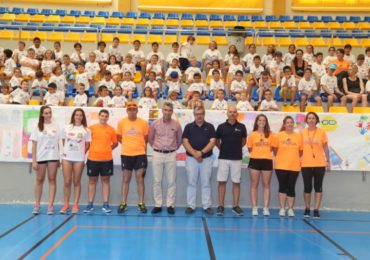 “Actualmente el PDM organiza siete campamentos de verano, en los que participarán más de 700 niños durante julio”, ha detallado el concejal de Deportes