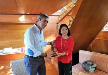 Recibimiento en el Waree Sumran