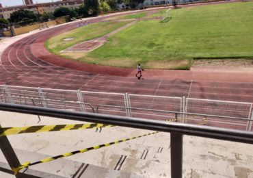 Tanto la pista de atletismo como el campo de fútbol serán remodelados