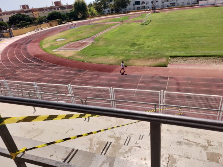 Tanto la pista de atletismo como el campo de fútbol serán remodelados