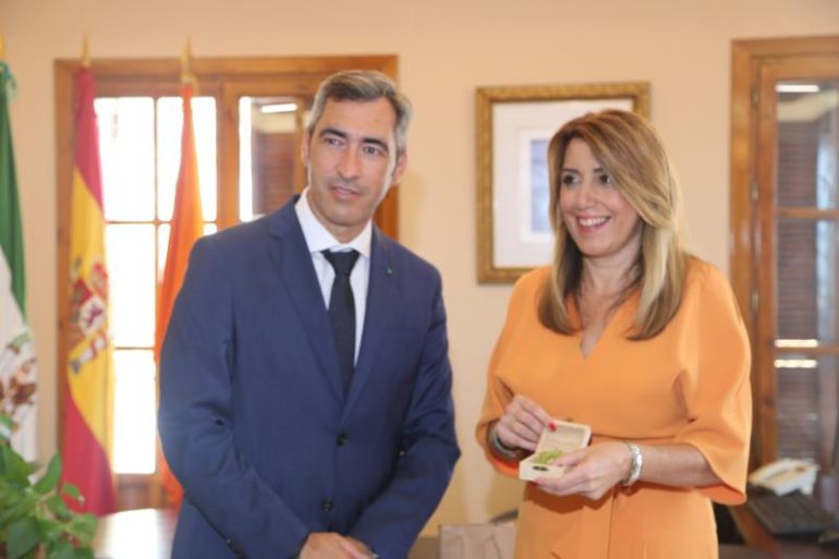 La visita tuvo lugar en el Ayuntamiento de Benalmádena