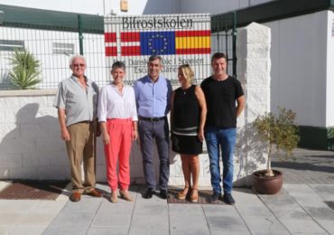 -Alcalde Víctor Navas y la concejala Ana Scherman participan en el comienzo