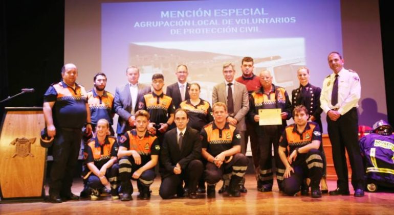 Con un acto de reconocimiento a ciudadanos y comercios ejemplares en materia de seguridad