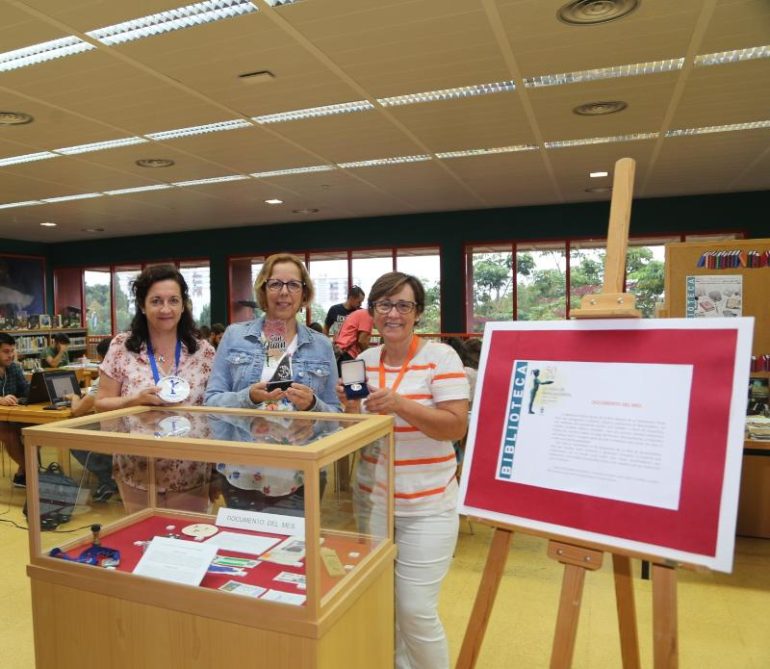 -En la biblioteca de Arroyo de la Miel