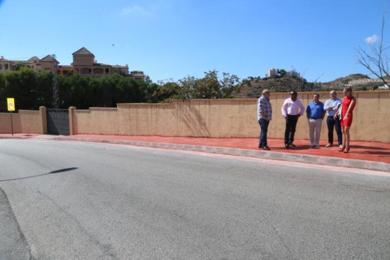Dentro de dos semanas comenzará el embellecimiento de las isletas de la avenida Antonio Machado