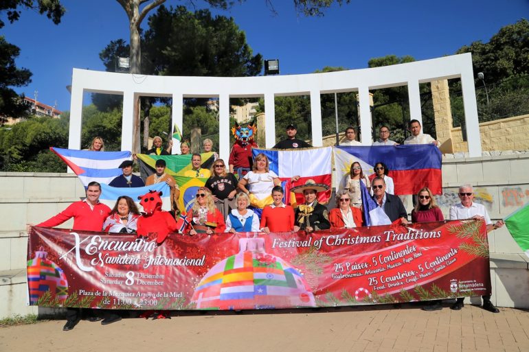 25 nacionalidades con representación en el municipio ofrecerán una muestra de sus tradiciones en la Plaza de la Mezquita