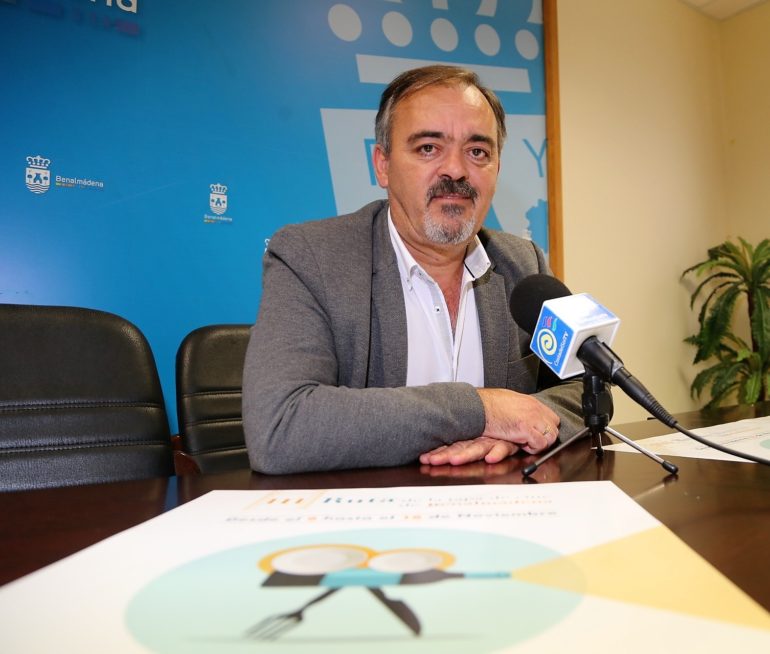 En torno a 20 establecimientos hosteleros de la localidad participan en una iniciativa que une a la gastronomía con el séptimo arte