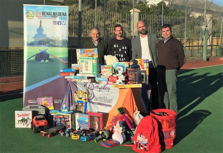 La entrega oficial tuvo lugar en las instalaciones deportivas del Retamar