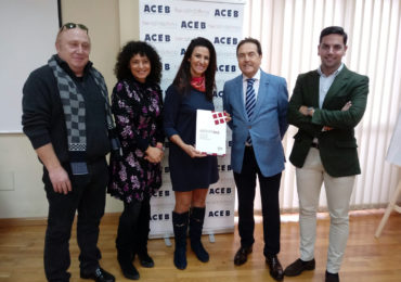 Con el fin de fomentar los contratos de formación para el empleo