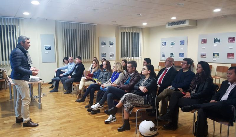 La siguiente charla se celebrará el lunes 21 de enero a las 19:00 horas en el salón de plenos del Ayuntamiento