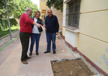 “Los trabajadores están realizando una nueva conexión para arreglar este problema”, ha explicado el gerente Francisco Artacho