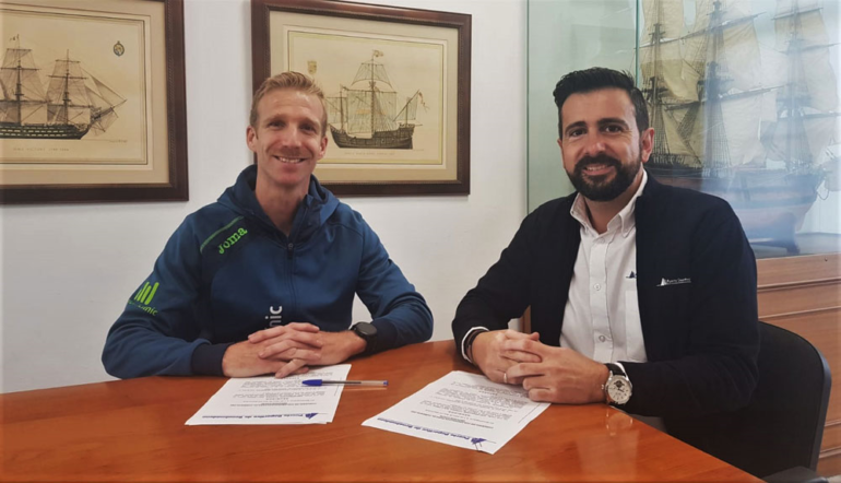 Con el atleta local Rubén Heemskerk Herrero