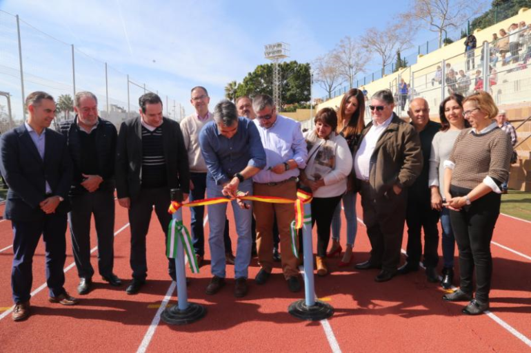 El acto de inauguración contó con una presencia importante de las escuelas deportivas municipales