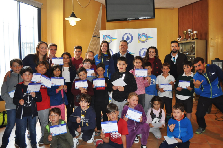 Un total de 47 alumnos concluyeron su formación náutica en la escuela, que ya ha puesto en marcha las actividades correspondientes al segundo trimestre