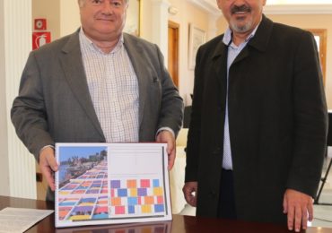 “Tratamos de regular que cada núcleo del municipio tenga su imagen comercial propia y adaptada al entorno”, ha explicado el concejal de Comercio, Bernardo Jiménez