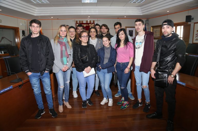 El plan tiene como objetivo fomentar la contratación de personas desempleadas