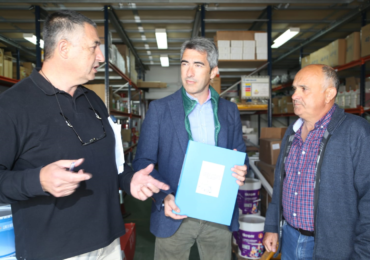 Con el fin de mejorar la limpieza viaria municipal