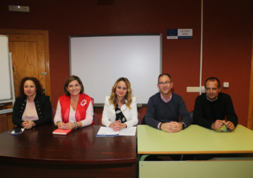 Los alumnos de la escuela-taller ‘Benalmádena Senderos y Servicios’ recibieron hoy las charlas