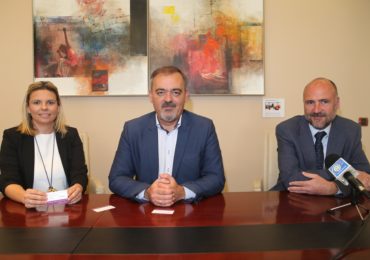 “Para solicitar la tarjeta pueden dirigirse a la sede de Innoben en el Centro Náutico, o pedirla escribiendo un email a info@innoben.es”, ha explicado Eva Fortes.