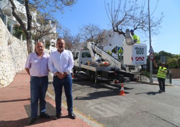 El concejal de Vía Pública, Bernardo Jiménez, ha detallado que en total se instalarán 2.650 nuevas lámparas LED