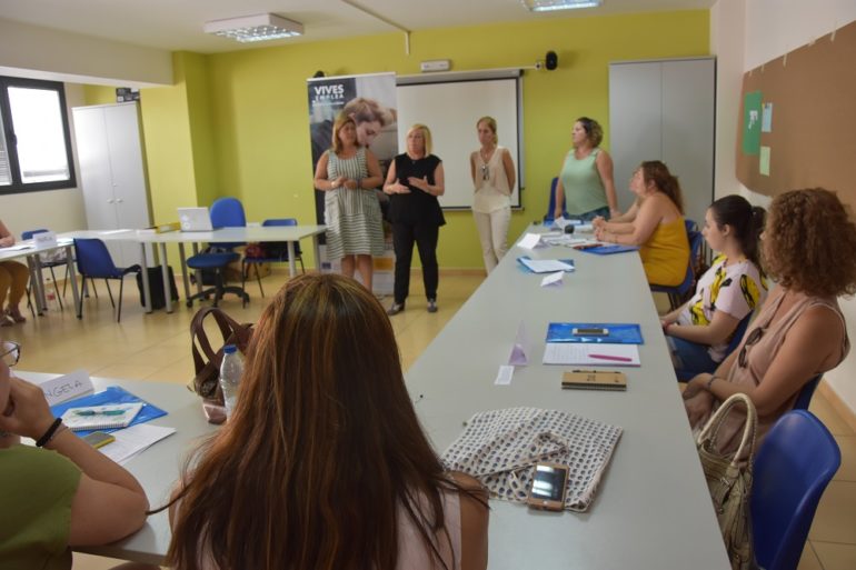 Vives Emplea quiere mejorar las posibilidades de insercción laboral de desempleados