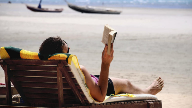 La Feria del Libro Playa llega un verano más a Torremolinos