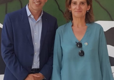 El alcalde Víctor Navas mantiene un encuentro con el fin de impulsar los proyectos de nuevas escolleras para Benalmádena